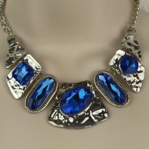 Brilliant Royal Blue Multifaceted Jewel & Hammered-esq Silver Statement Necklace